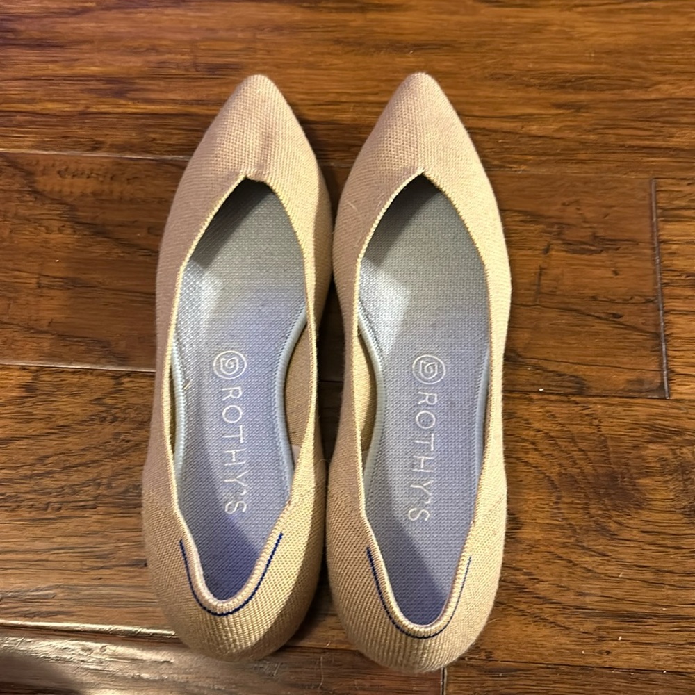Rothy’s merino wool point 9.5